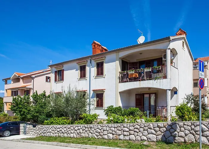 Muzic ゲストハウス 3*